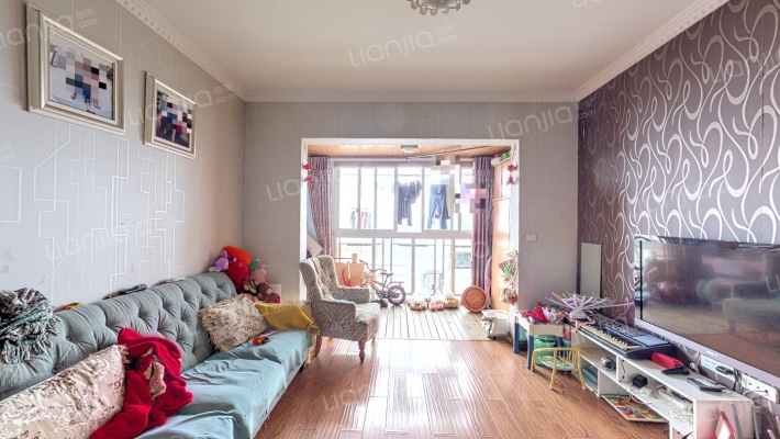 橙堡林正远景二手房实景图