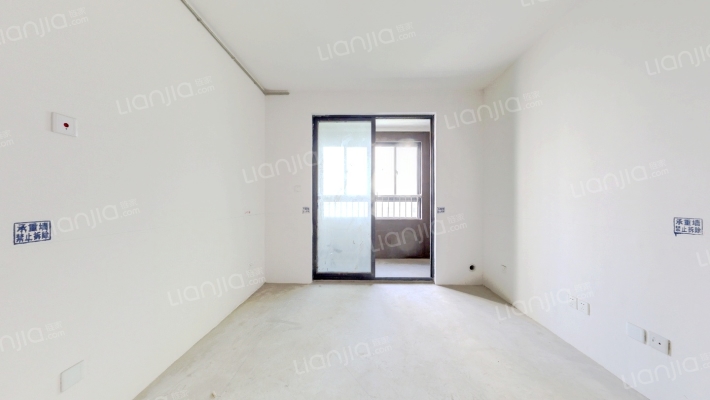 新华公寓祥瑞苑二手房实景图