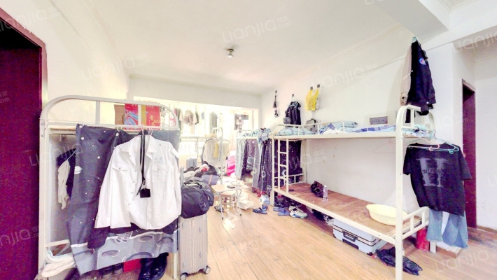 东方新城二期二手房实景图