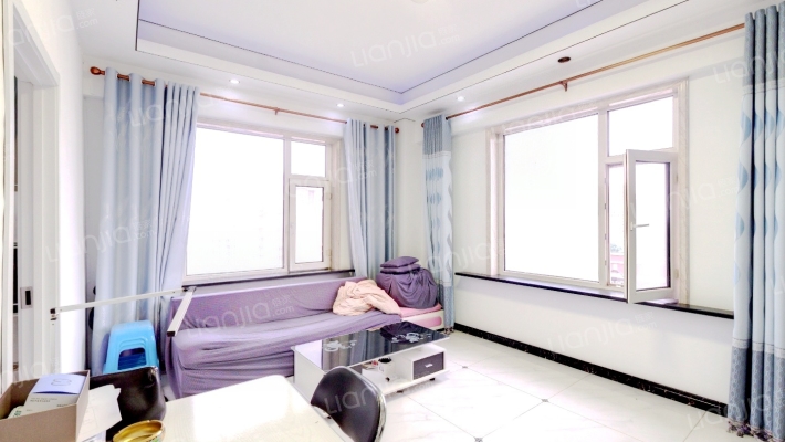 银都大厦二手房实景图