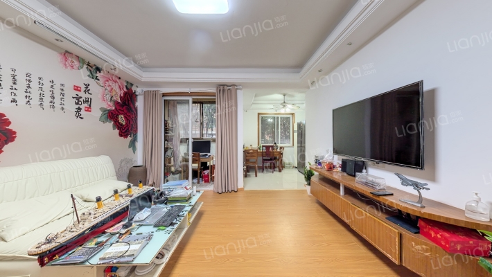 青山湾花园二手房实景图