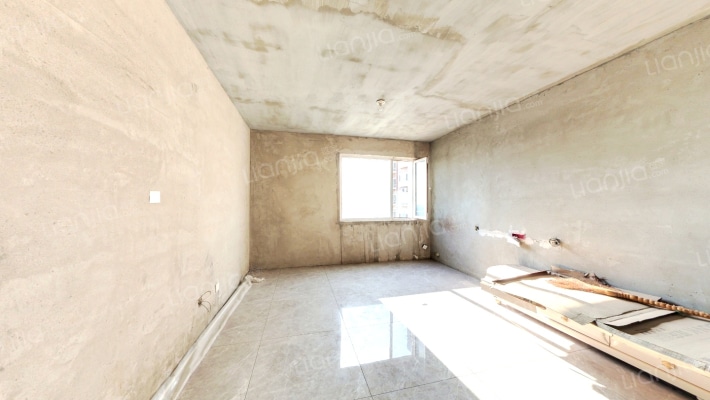 尚郡小区二手房实景图