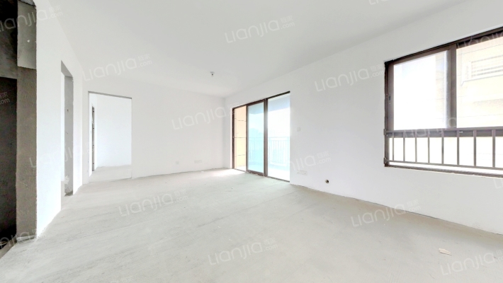 越秀亲爱里二手房实景图