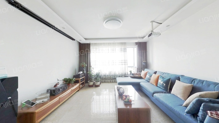 隆德华府二手房实景图