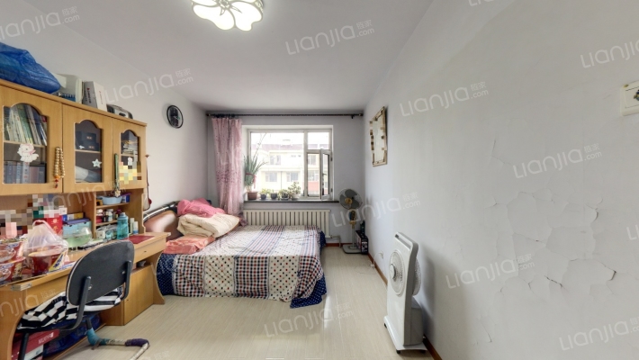 东荣家园二手房实景图