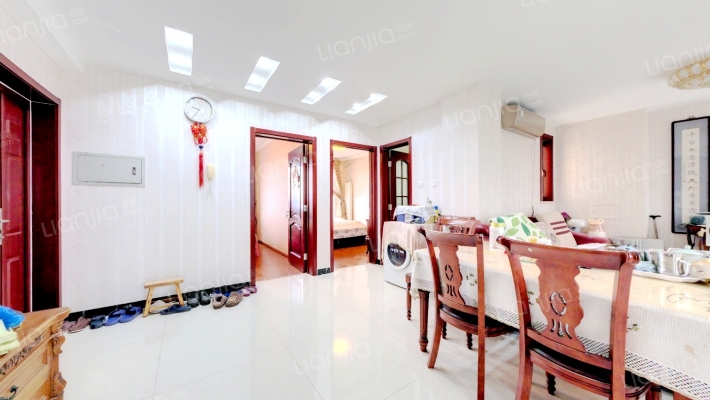 溪水花园一区二手房实景图