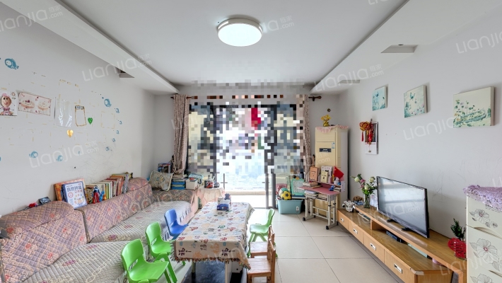 田禾塞纳河畔二手房实景图