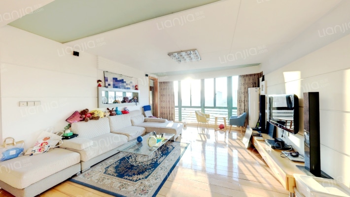 华泰剑桥·莱恩河畔二手房实景图