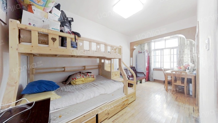 绳金塔东街二手房实景图