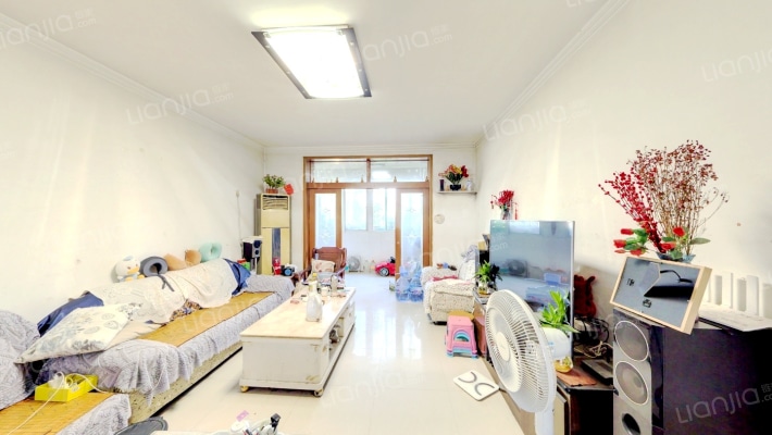 四监狱东区二手房实景图