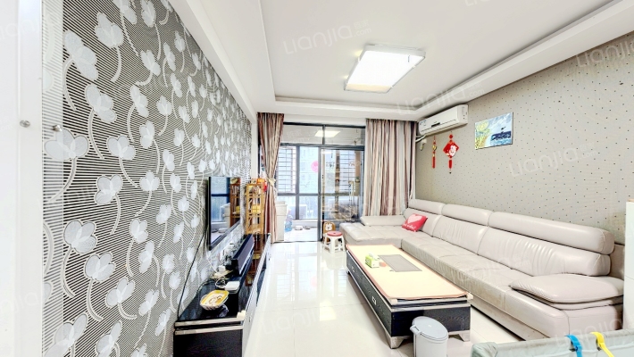 泉水湾三期二手房实景图