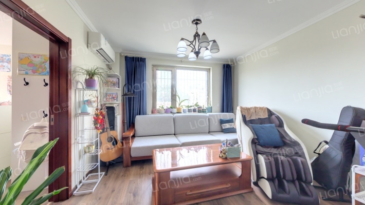 新德街35号院二手房实景图