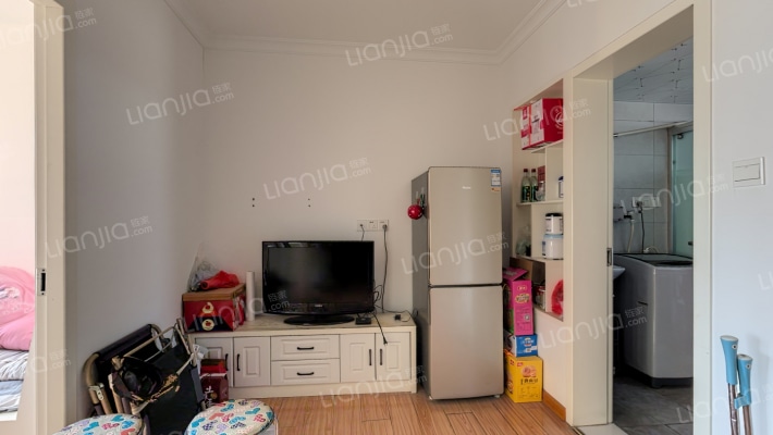 兰荷苑二手房实景图