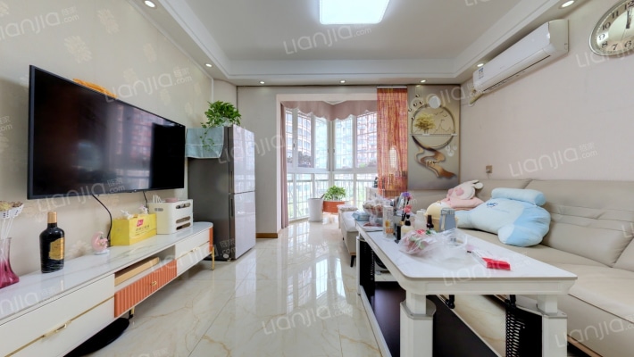 自由假日二手房实景图