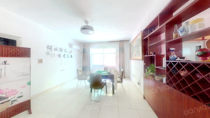 体育馆社区二手房实景图