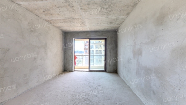 地铁置业清水湾二手房实景图