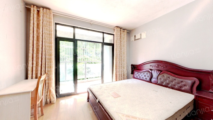 鸿运嘉园二手房实景图