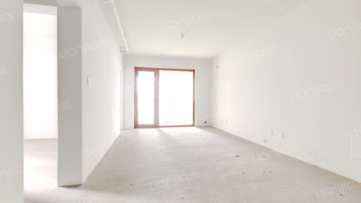 麓山国际云曦台二手房实景图