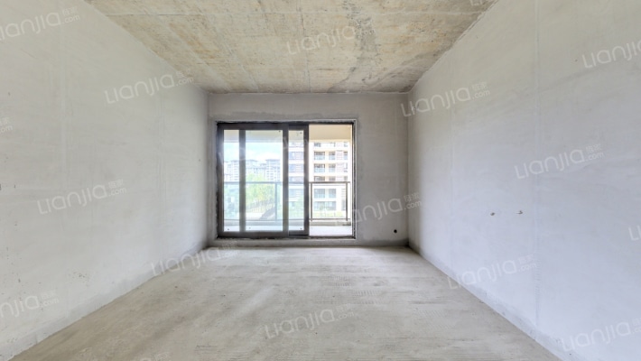 金科龙里东方千山园二手房实景图