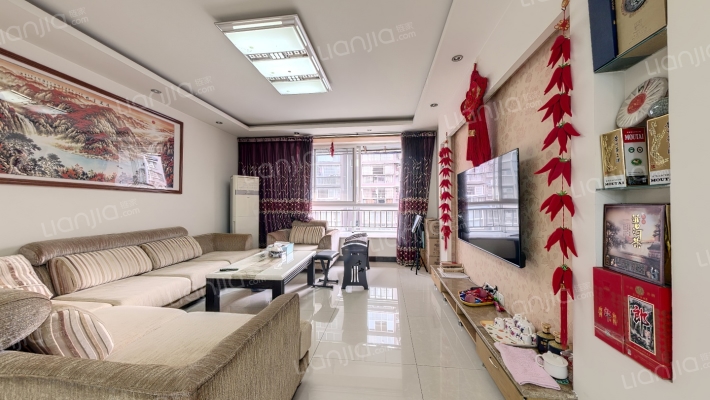 山水年华A区二手房实景图