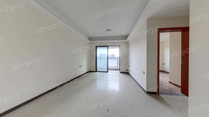 荣盛花语馨苑二手房实景图