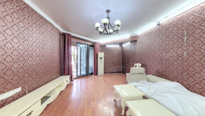 银湖翡翠一期二手房实景图