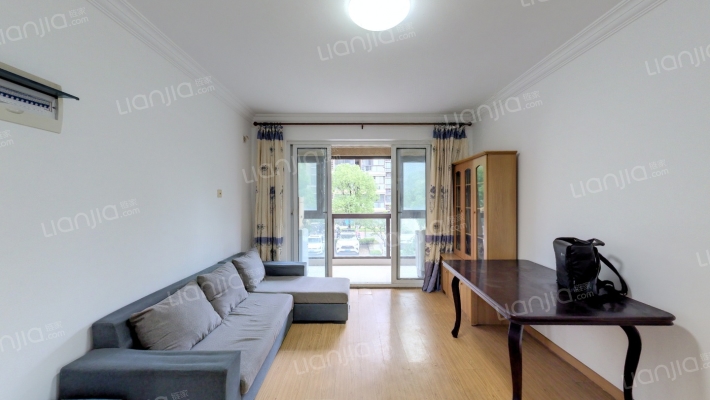 颐盛云锦苑二手房实景图