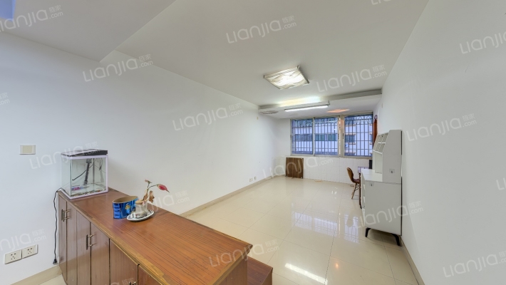 腾龙商厦二手房实景图