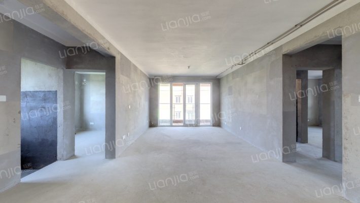 藏珑谷山庄二手房实景图