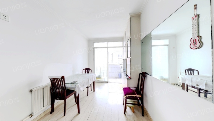 百合花园二手房实景图