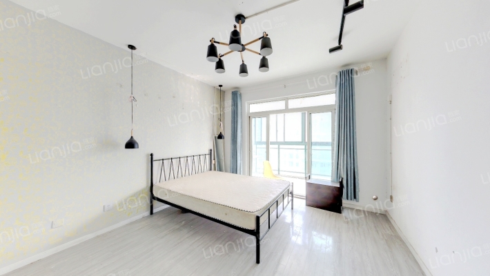 七彩星城二手房实景图