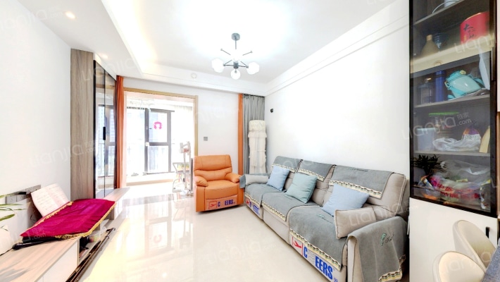 青风公园二手房实景图