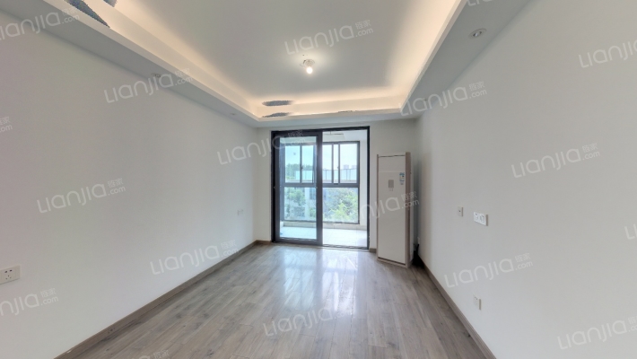 卓越蔚蓝星宸苑二手房实景图