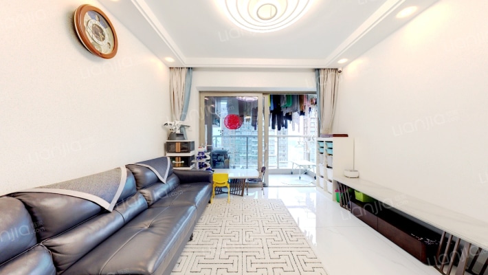 宏发前城二手房实景图