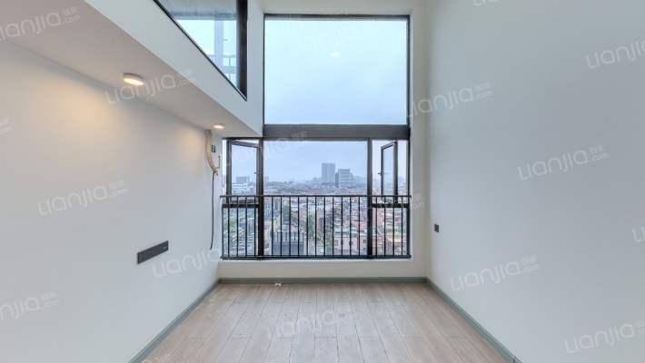 华堂城市星光二手房实景图