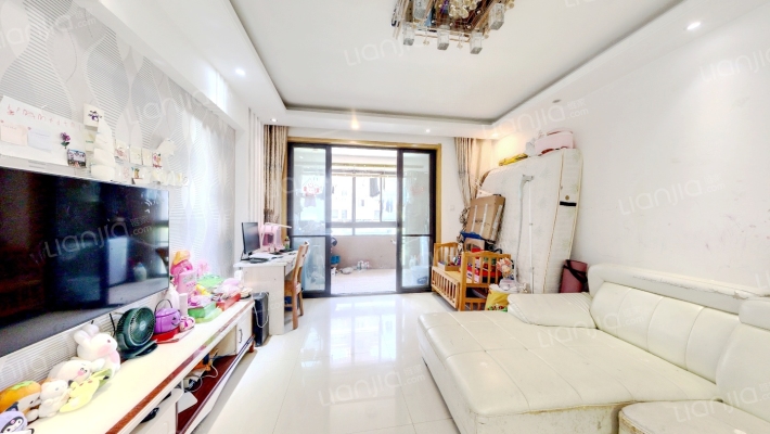 琥珀新天地东苑二手房实景图