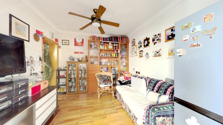 怡甸公寓二手房实景图