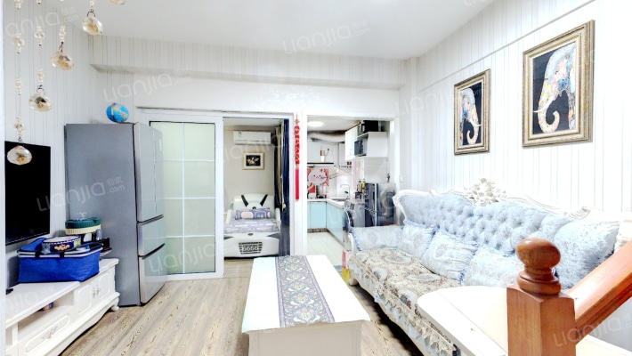 泰逸阳光二手房实景图