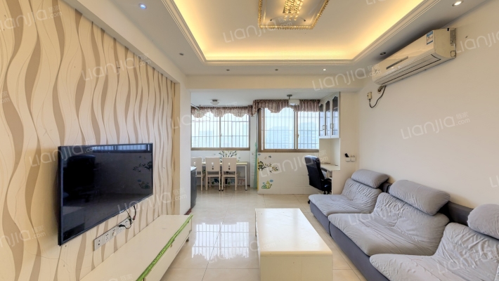 蓝谷小镇二手房实景图