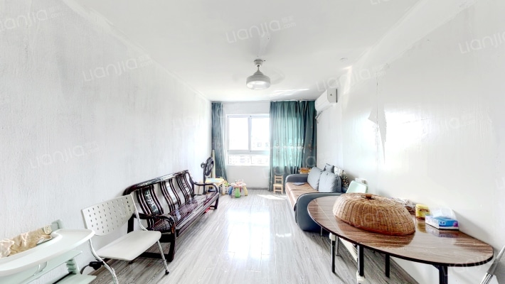 新兴岚湾一期西区二手房实景图