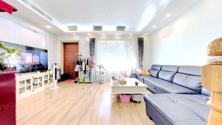 绿地金山名邸（别墅）二手房实景图