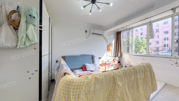 浦煤新村二手房实景图