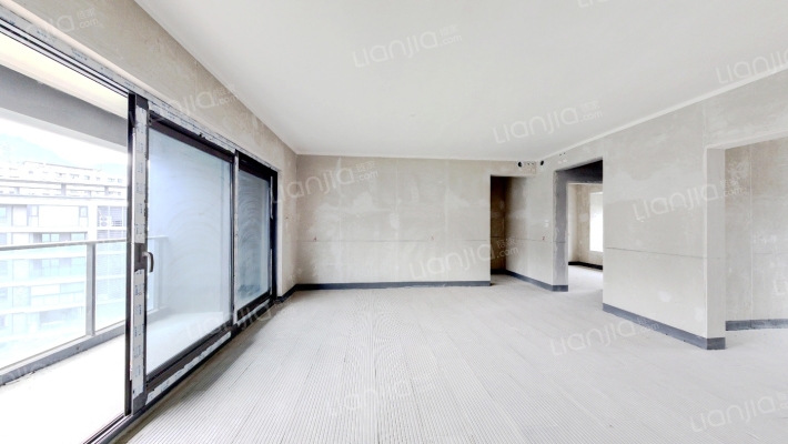 融创玖御南滨二手房实景图