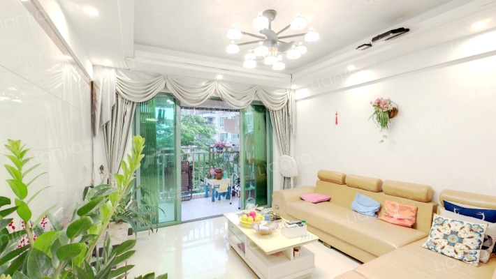 名都华庭二手房实景图