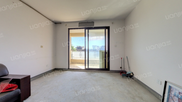 融侨观邸三期二手房实景图