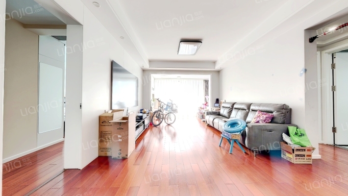 复地金融岛二手房实景图