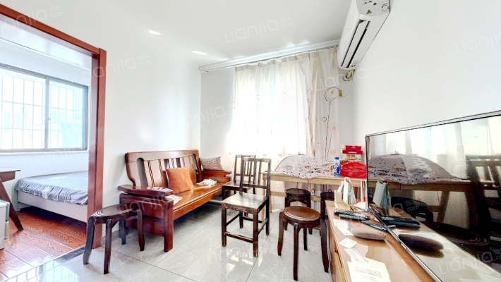 彩香一村四区二手房实景图