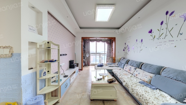 龙隐花园二手房实景图