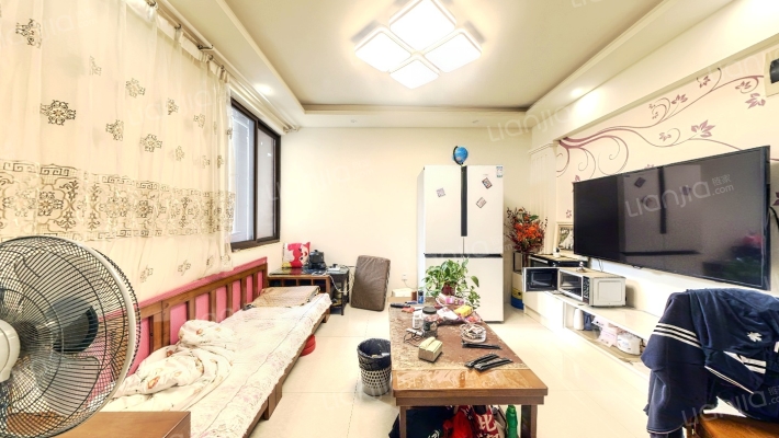 致源花园二手房实景图