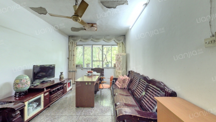 南开中学沙坪坝校区家属楼二手房实景图